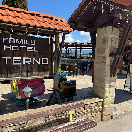 Family Hotel Eterno Tsigov Chark Buitenkant foto