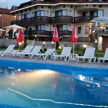 Family Hotel Eterno Tsigov Chark Buitenkant foto