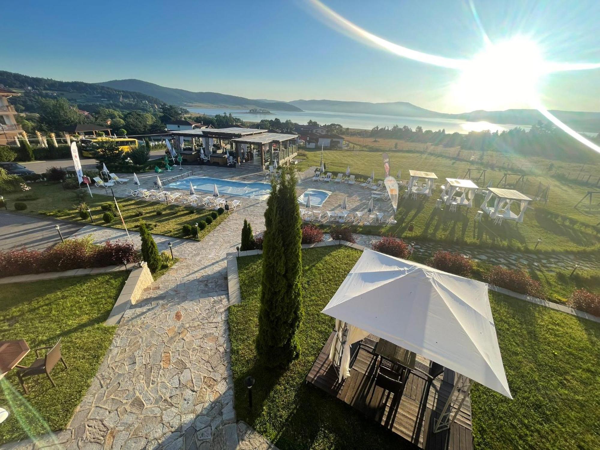 Family Hotel Eterno Tsigov Chark Buitenkant foto