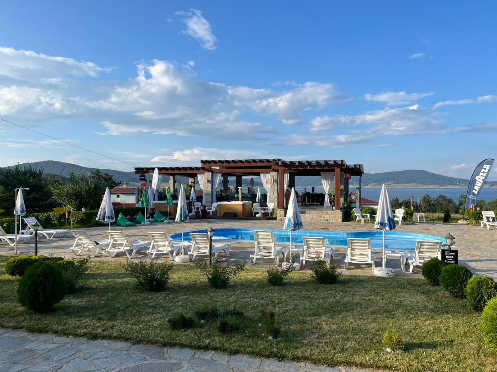Family Hotel Eterno Tsigov Chark Buitenkant foto